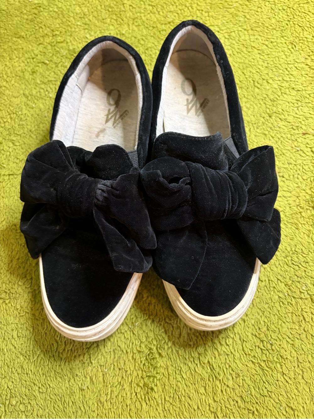 Nine West Black Velvet Bow Slip-On Sneakers